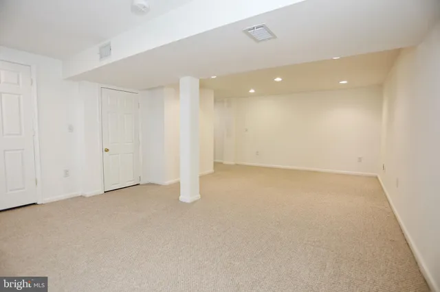 $669,000 | 15511 Golf Club Drive, Dumfries, VA 22025