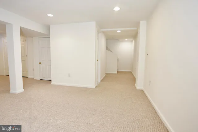 $669,000 | 15511 Golf Club Drive, Dumfries, VA 22025