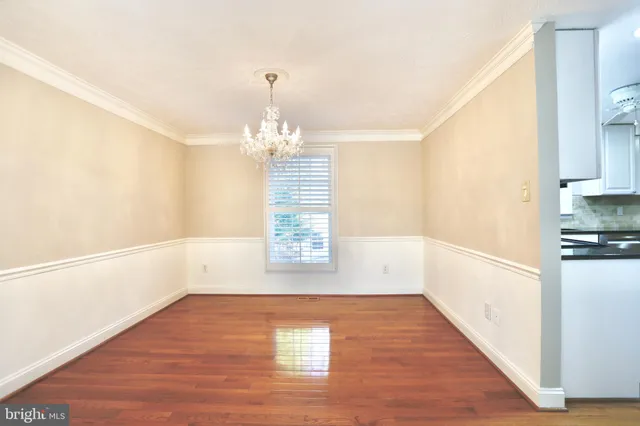 $669,000 | 15511 Golf Club Drive, Dumfries, VA 22025