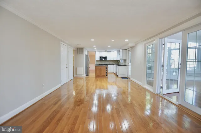 $669,000 | 15511 Golf Club Drive, Dumfries, VA 22025