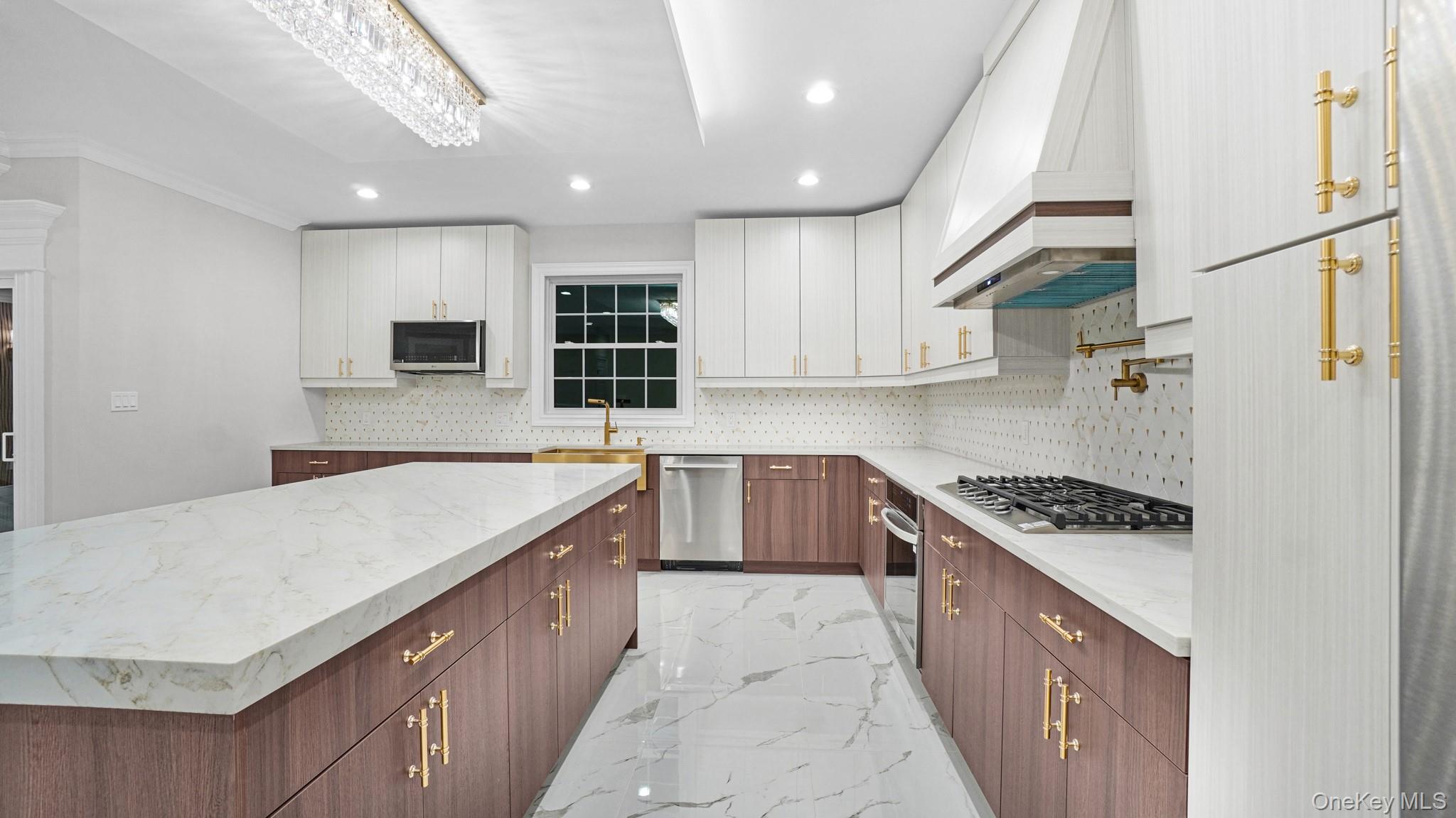 1630 Salem Road Valley Stream, NY 11580 - Photo 15 of 49