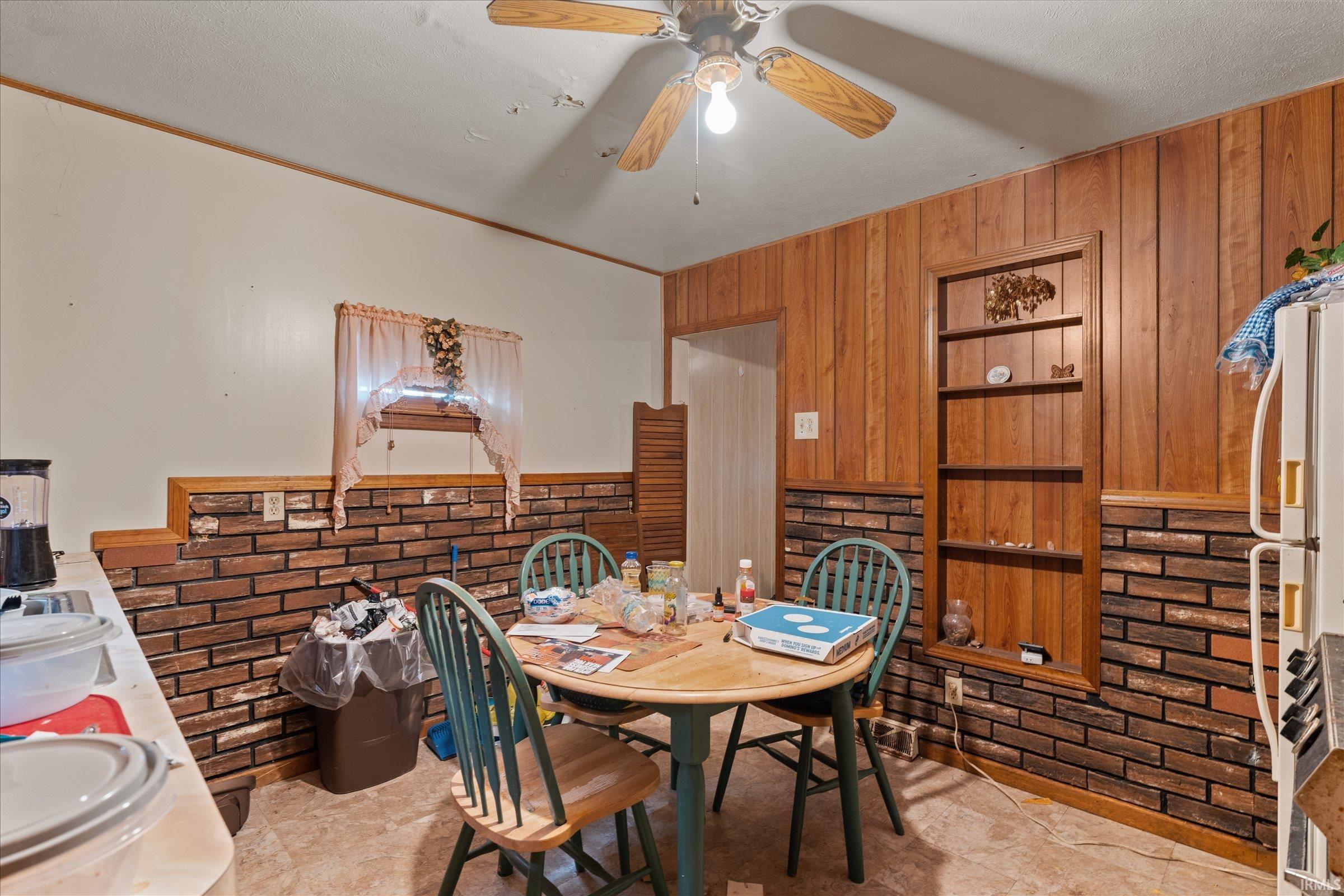 2018 Roger Street South Bend, IN 46628 - Photo 13 of 26