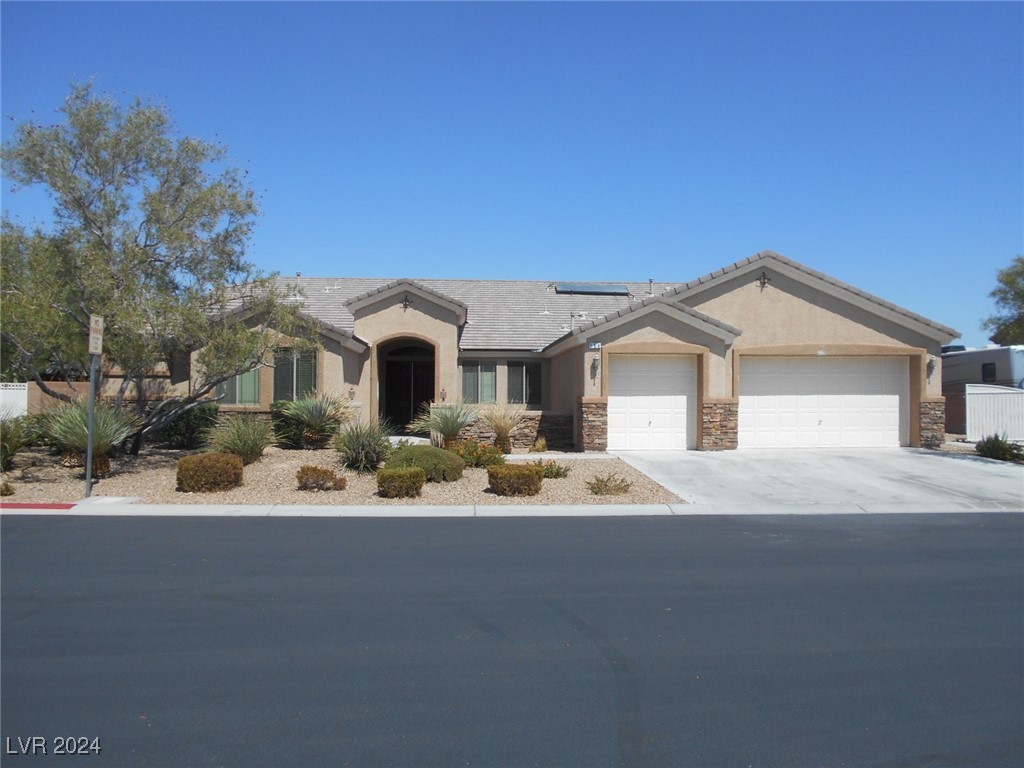 164 Glenbrook Estates Drive, Las Vegas, NV 89183 Compass