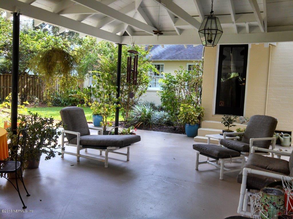1311 Greenridge Road Jacksonville, FL 32207 - Photo 3 of 34 Backyard Entertaining Space