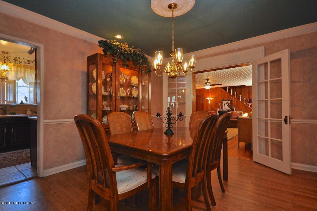 1311 Greenridge Road Jacksonville, FL 32207 - Photo 8 of 34 Dining Room
