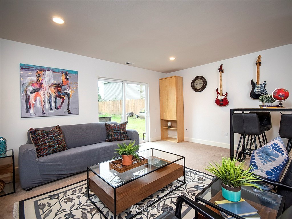 1210 Monroe Avenue Northeast Renton, WA 98056 - Photo 18 of 24 Gallery Image 18