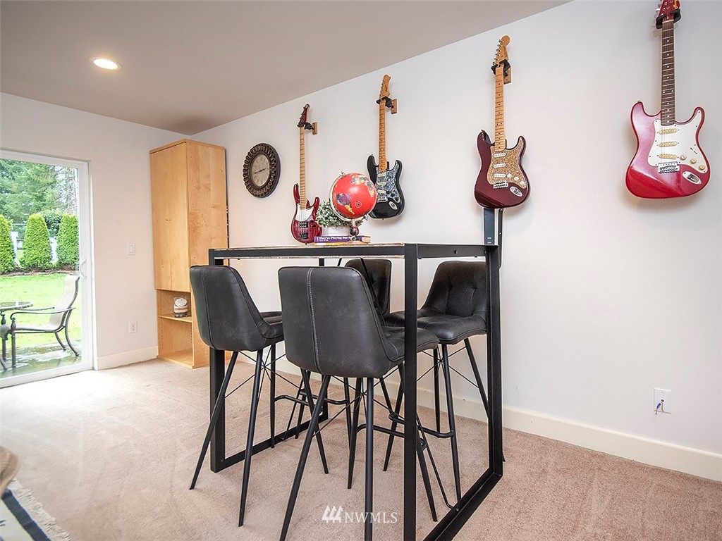 1210 Monroe Avenue Northeast Renton, WA 98056 - Photo 19 of 24 Gallery Image 19