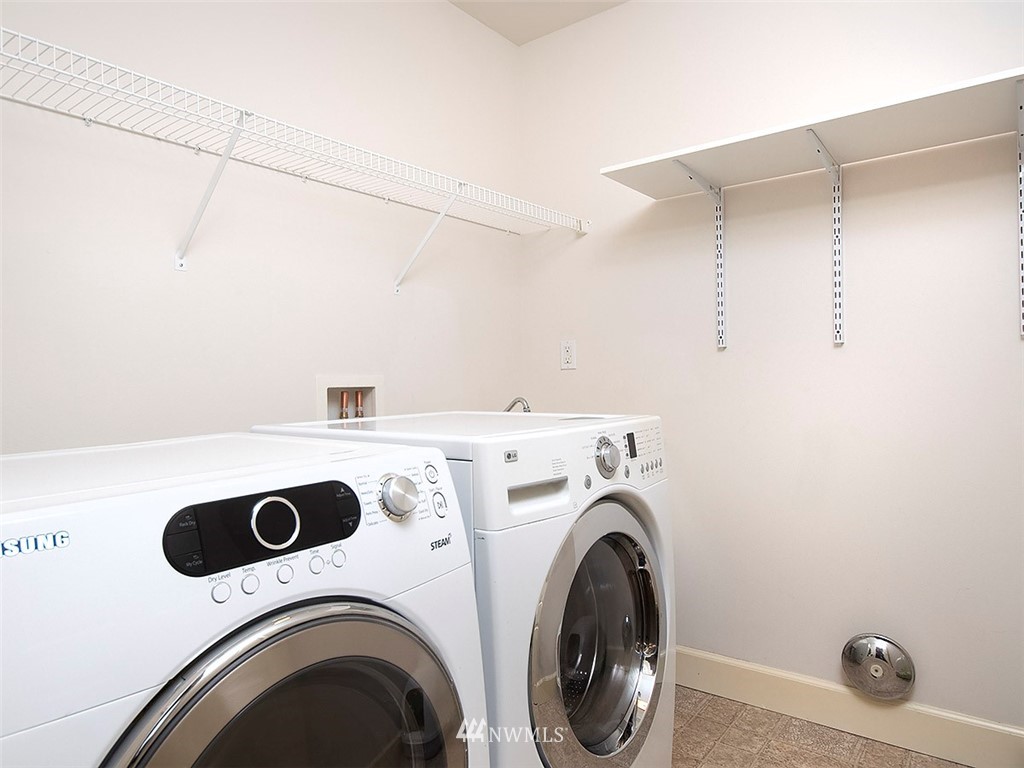 1210 Monroe Avenue Northeast Renton, WA 98056 - Photo 23 of 24 Gallery Image 23