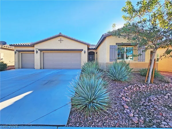 $2,300 | 5441 East La Campana Drive, Pahrump, NV 89061
