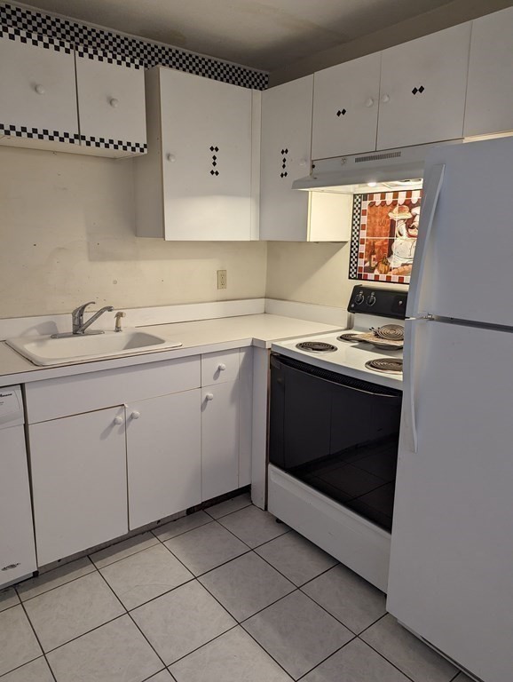 271 Boston Post Road East, Unit 3 Marlborough, MA 01752 - Photo 6 of 13 Gallery Image 6