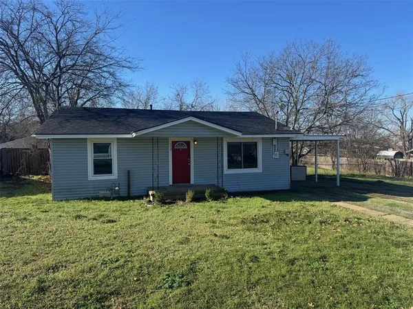 $1,395 | 112 West O Connell Street, Howe, TX 75459