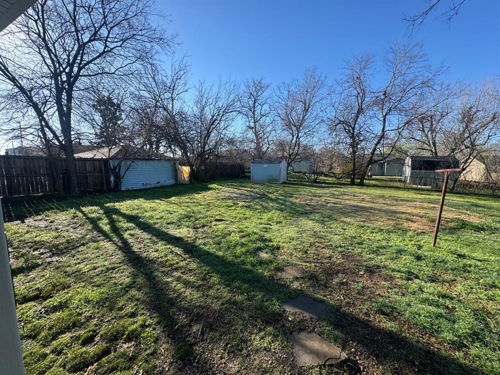 112 West O Connell Street Howe, TX 75459 - Photo 10 of 11