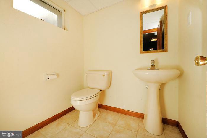 7827 Perry Road Baltimore, MD 21236 - Photo 16 of 20 lower level half Bath