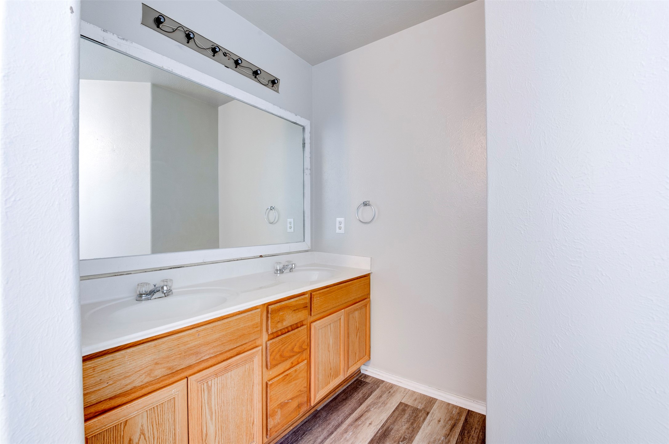 16143 Bantam Ridge Court Houston, TX 77053 - Photo 16 of 18 a utility room with cabinets
