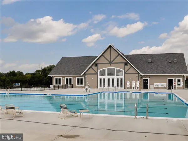 $339,000 | 6490 Calverton Drive, Unit 201, Frederick, MD 21703