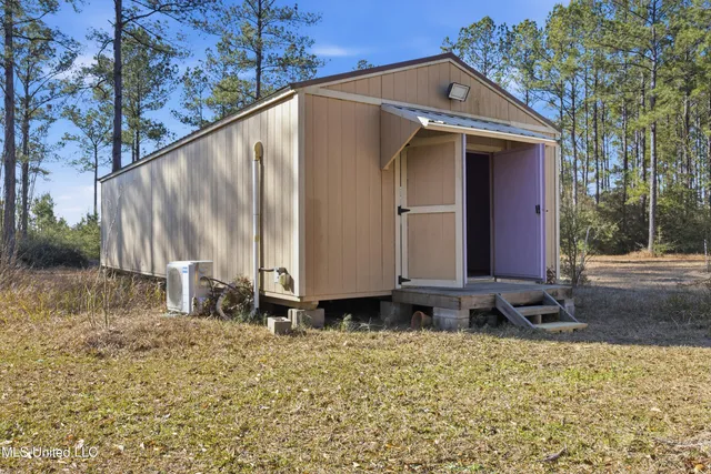 $579,000 | 20401 Farm Road, Vancleave, MS 39565