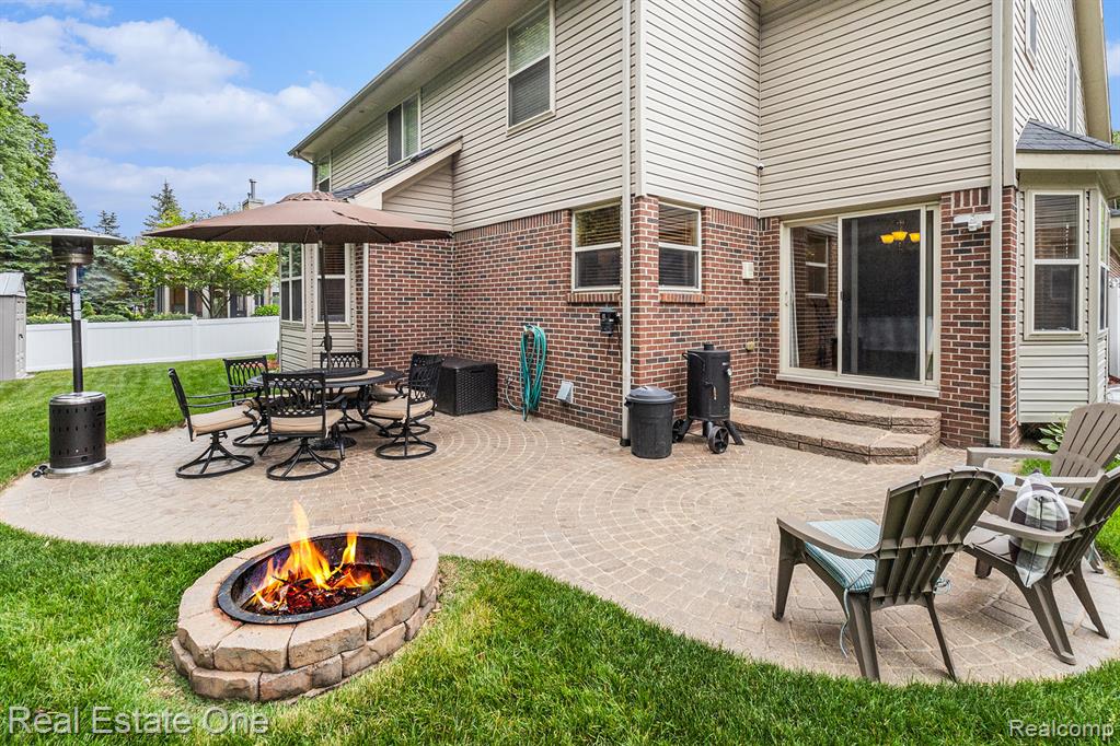 22754 Fawn Road Trenton, MI 48183 - Photo 33 of 41 Gallery Image 33