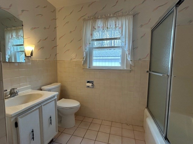 73 Sand Street Gardner, MA 01440 - Photo 18 of 23 a bathroom with a sink toilet and shower