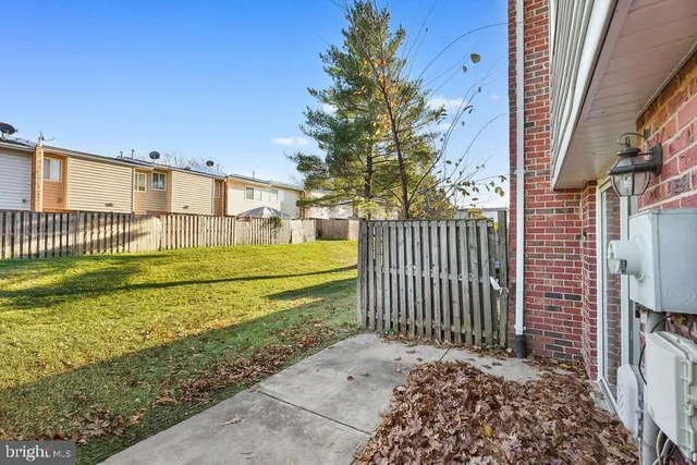 $365,000 | 2201 Chamblee Place, Herndon, VA 20170
