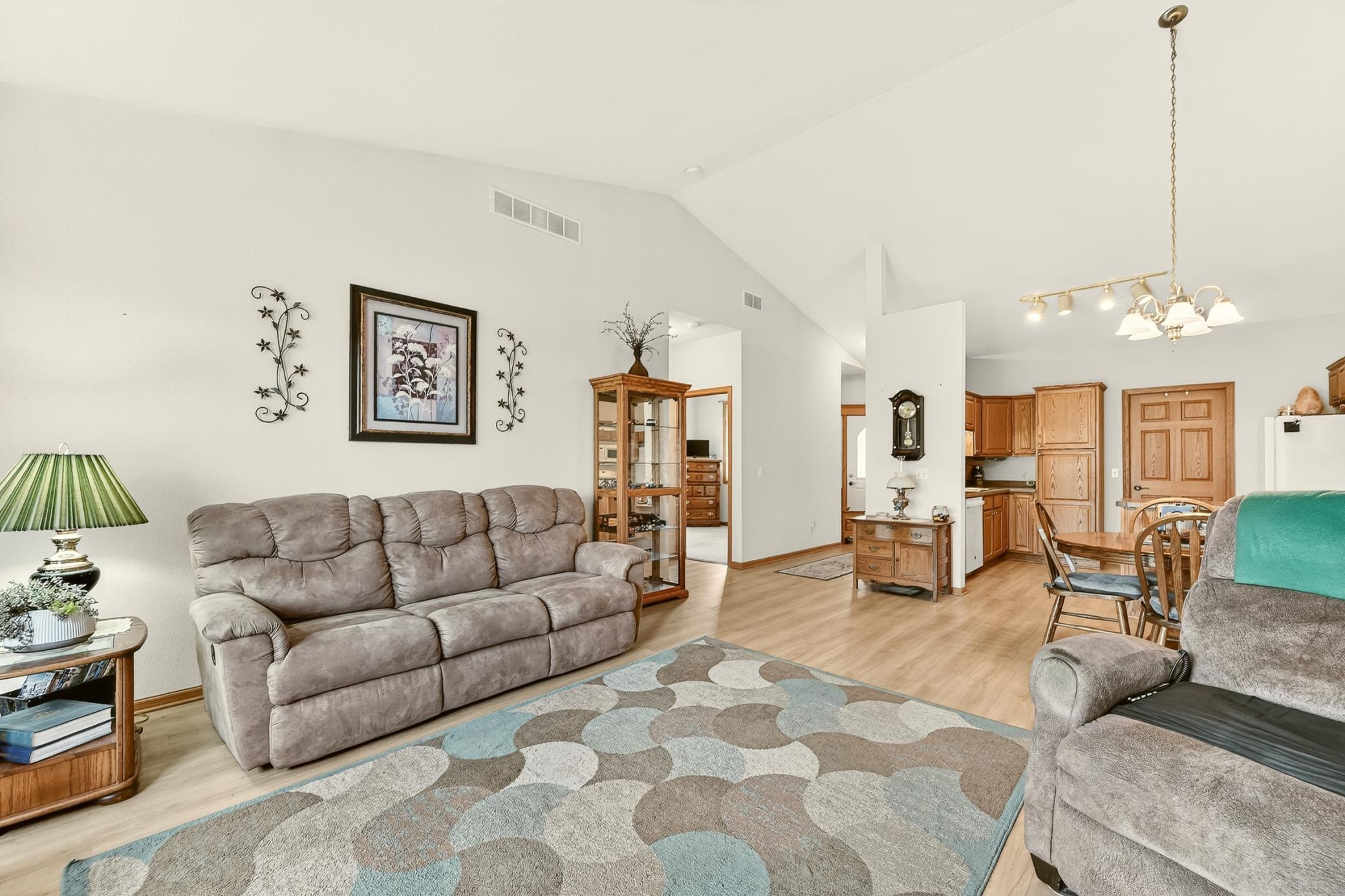 4207 Red Hawk Drive Southeast Rochester, MN 55904 - Photo 7 of 22