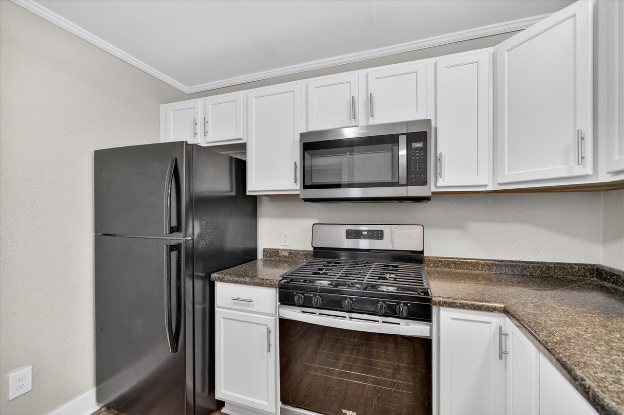 406 Garfield Street Jackson, MI 49203 - Photo 14 of 30