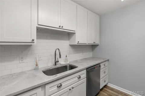 $209,900 | 1450 High School Drive, St. Louis, MO 63144