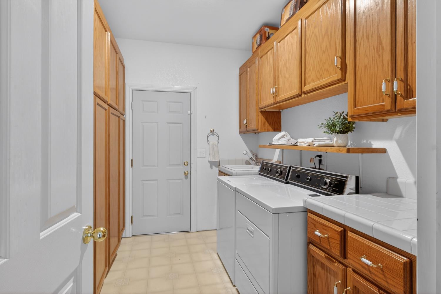 4661 Holm Road Placerville, CA 95667 - Photo 18 of 43 Downstairs Laundry Room