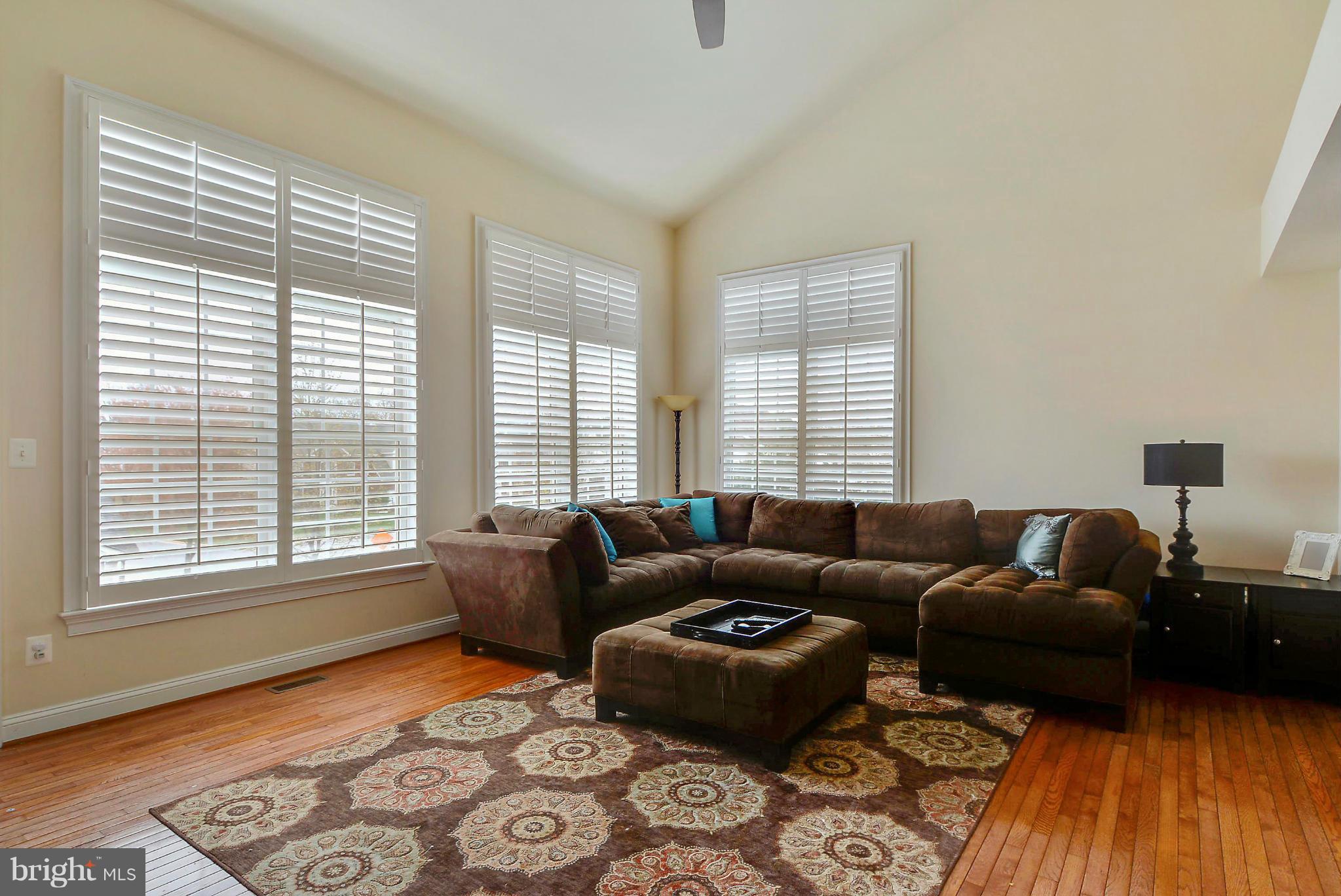 43001 Running Ridge Way Leesburg, VA 20176 - Photo 12 of 30 Family Room