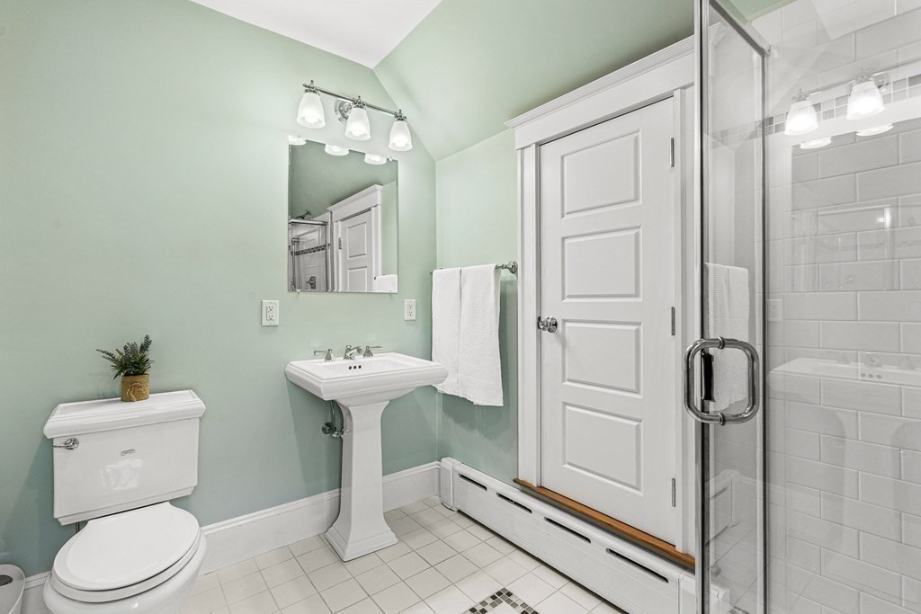 32 Calumet Road Winchester, MA 01890 - Photo 36 of 42