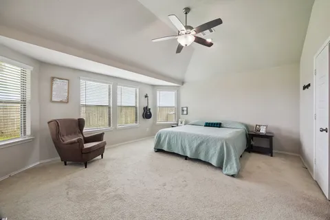 $299,000 | 1185 Colt Creek Court, Alvin, TX 77511