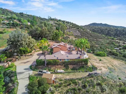 $1,799,000 | 11535 Alps Way, Escondido, CA 92026