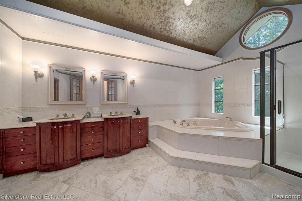 1913 Arthurs Way Rochester Hills, MI 48306 - Photo 30 of 61