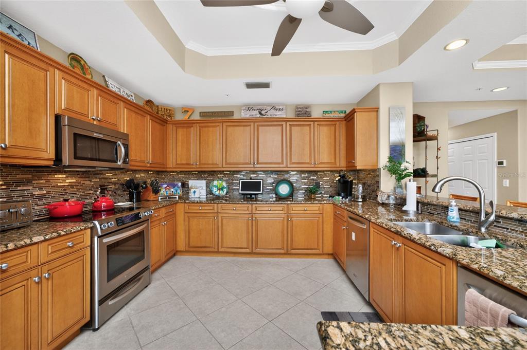 2225 North Beach Road, Unit 402 Englewood, FL 34223 - Photo 15 of 73