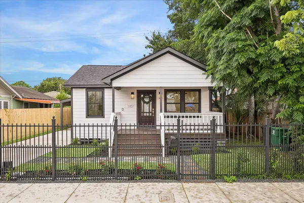 $670,999 | 1107 Cordell Street, Houston, TX 77009
