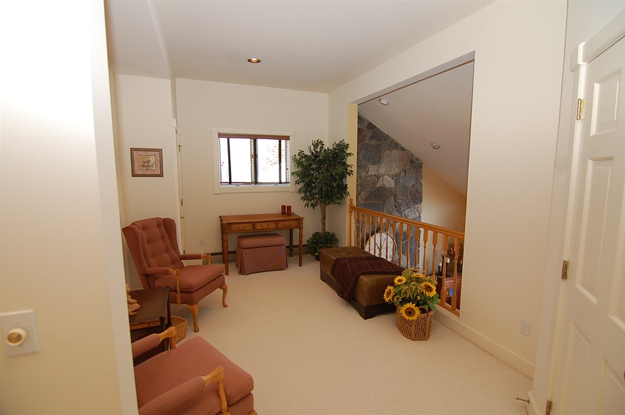 15 High Meadow Road, Unit 3 Winhall, VT 05340 - Photo 11 of 13 Gallery Image 11