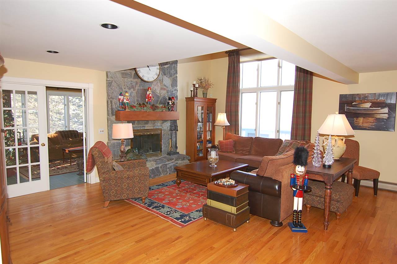 15 High Meadow Road, Unit 3 Winhall, VT 05340 - Photo 3 of 13 Gallery Image 3