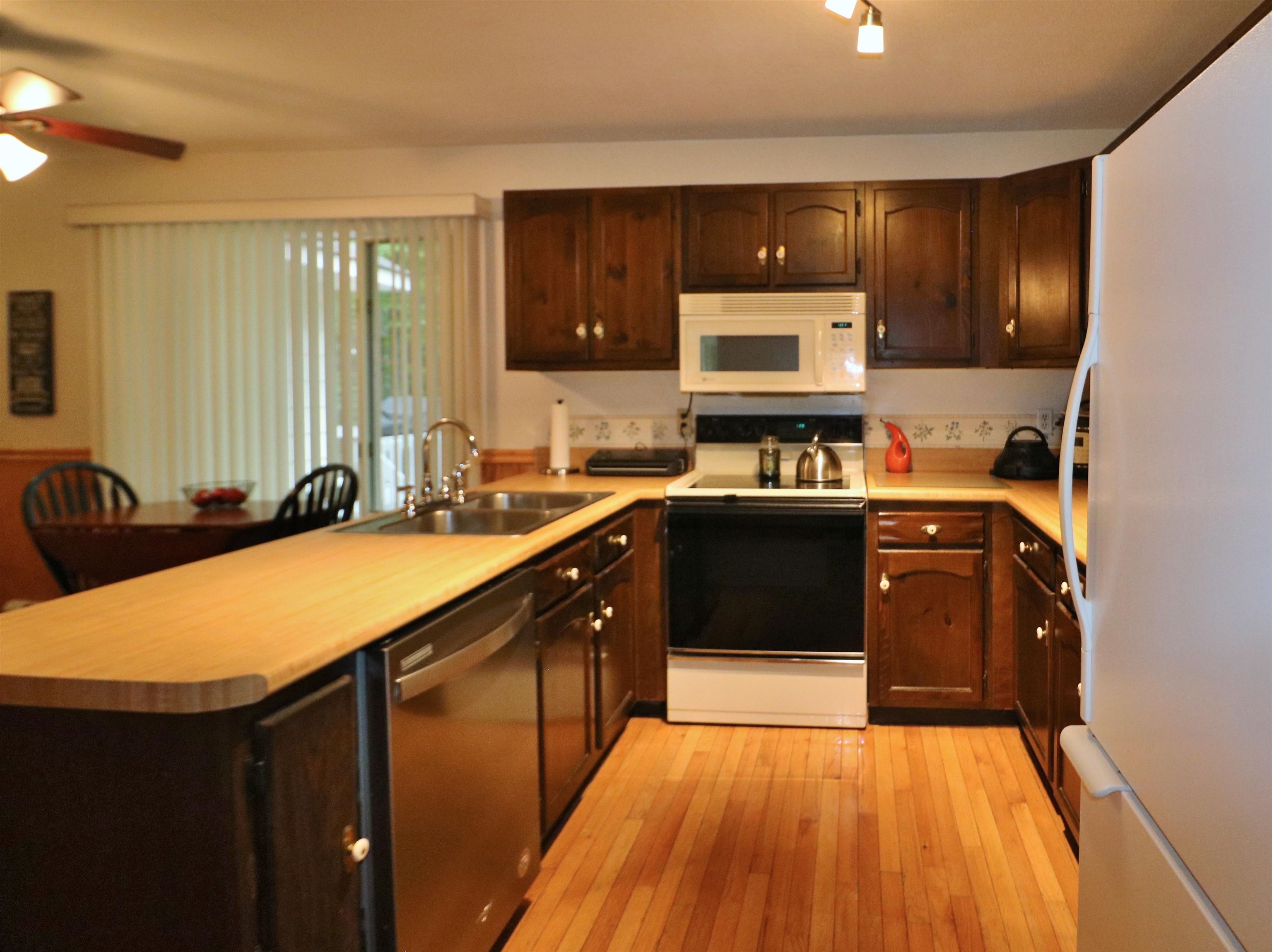 26 North Road Shelburne, NH 03581 - Photo 7 of 19