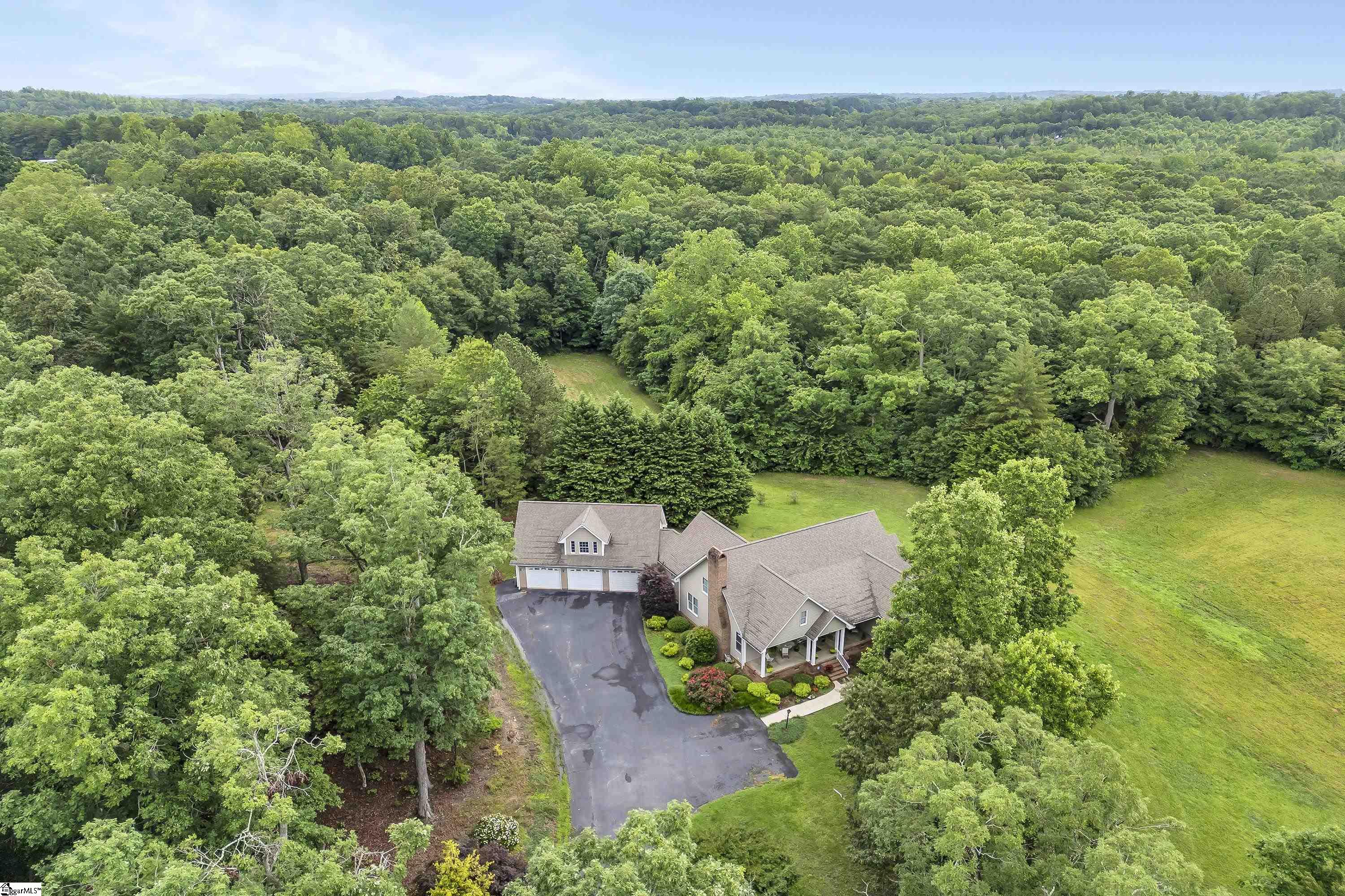 1527 South Blackstock Road Landrum, SC 29356 - Photo 25 of 31