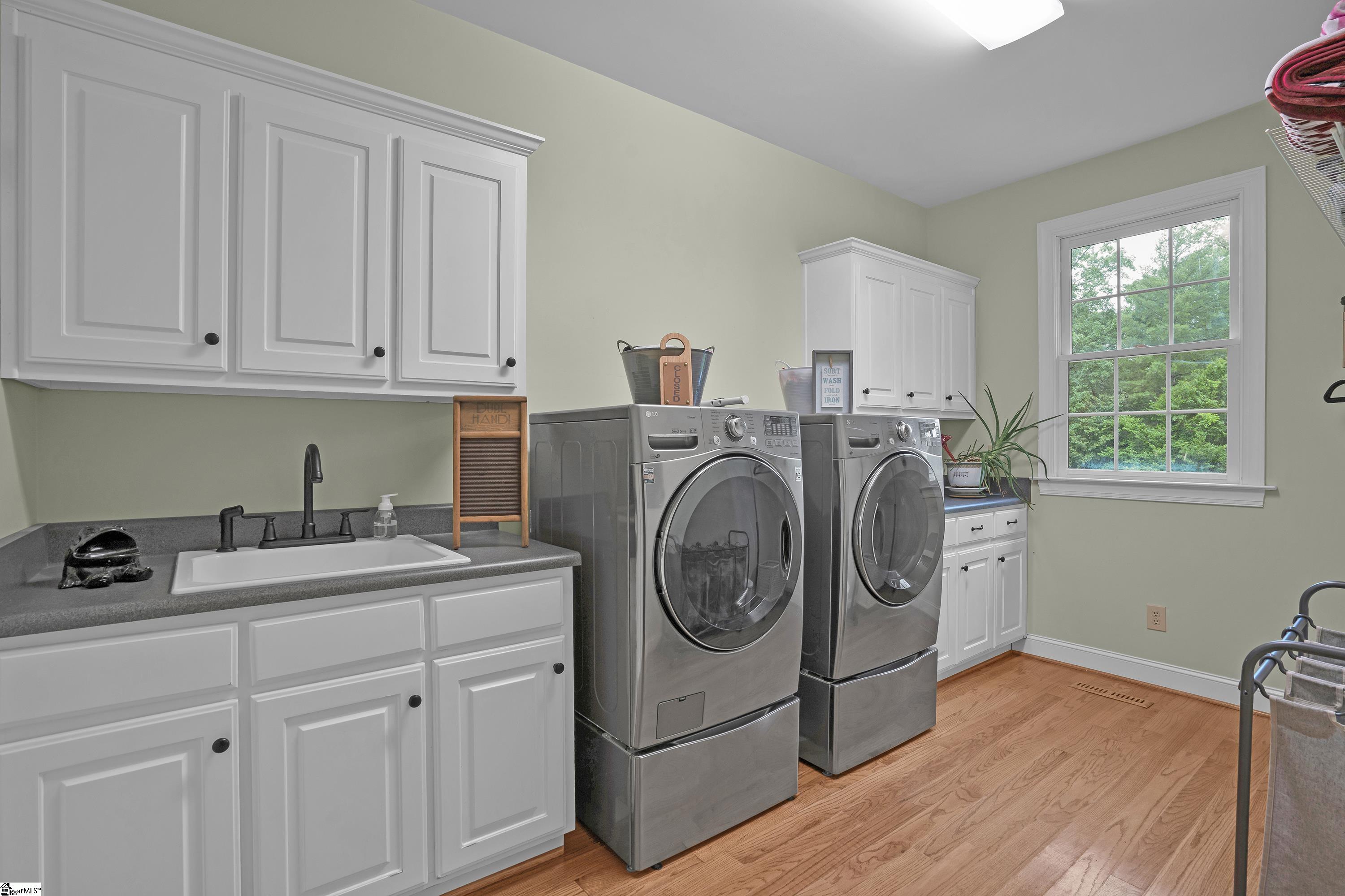 1527 South Blackstock Road Landrum, SC 29356 - Photo 5 of 31