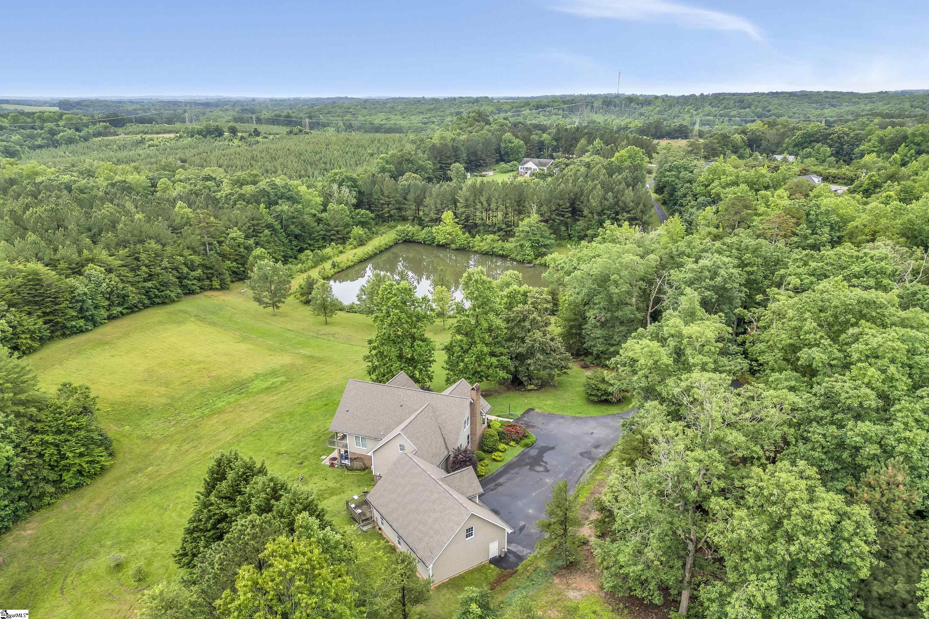 1527 South Blackstock Road Landrum, SC 29356 - Photo 7 of 31