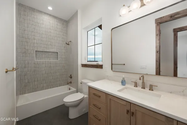 $1,645,000 | 502 Upper Ranch View Drive, Granby, CO 80446