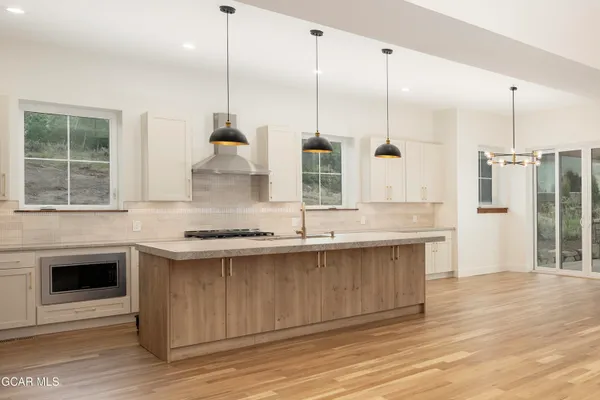 $1,645,000 | 502 Upper Ranch View Drive, Granby, CO 80446