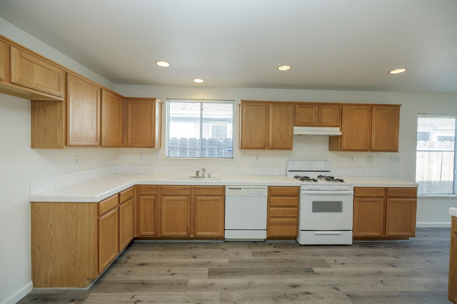 2012 Spring Lane Modesto, CA 95356 - Photo 19 of 60