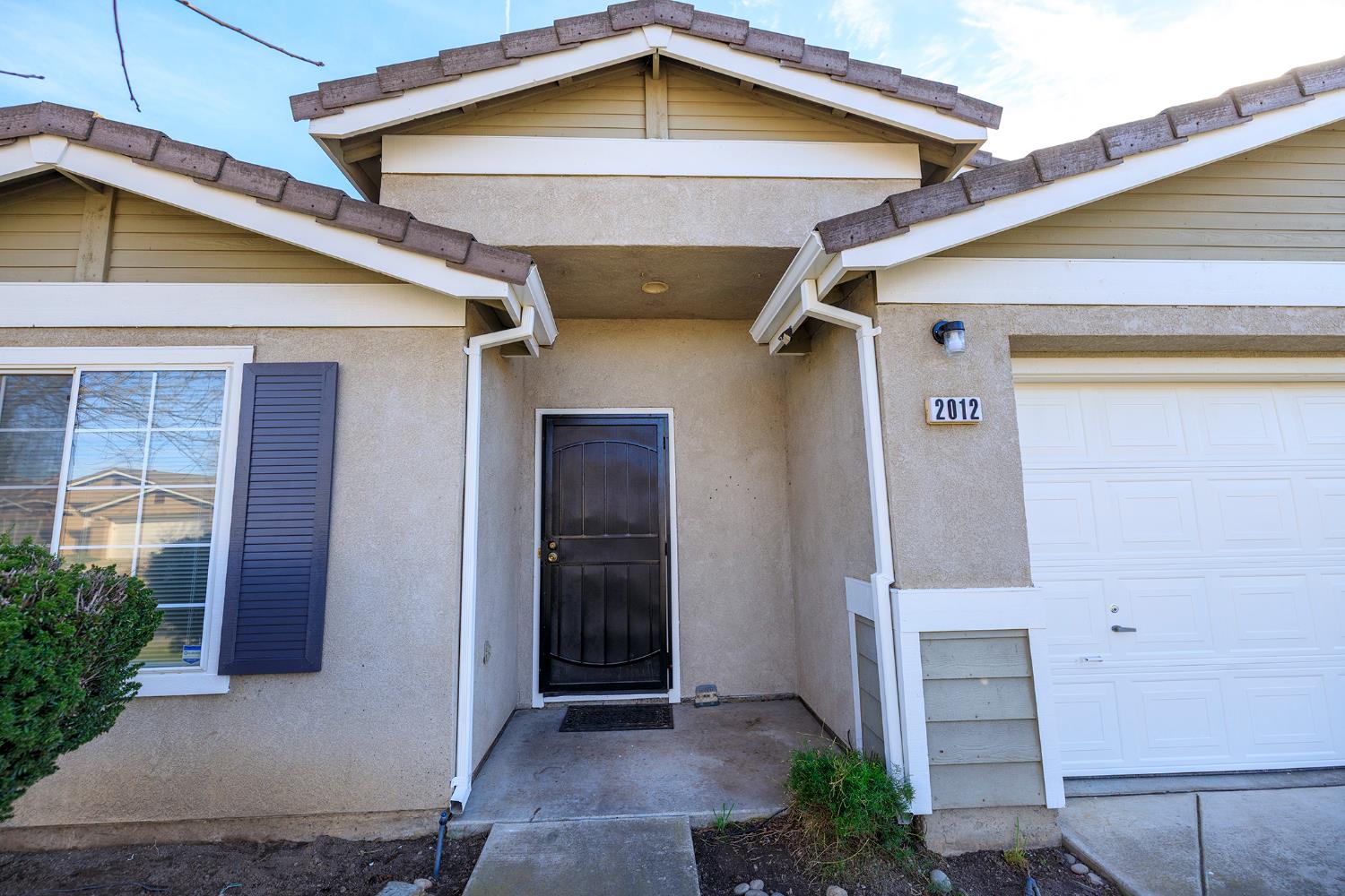 2012 Spring Lane Modesto, CA 95356 - Photo 7 of 60