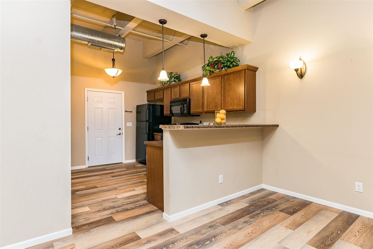 251 Vine Street, Unit 108 Riverside, IA 52327 - Photo 6 of 19 Gallery Image 6