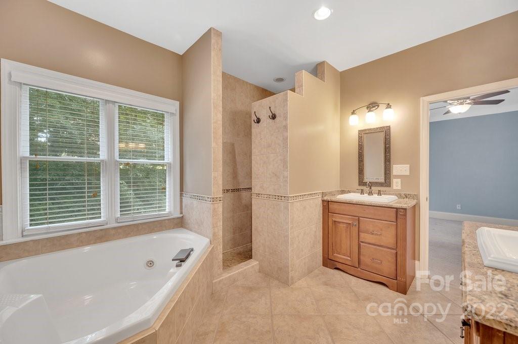 656 Amberly Crossing Fort Mill, SC 29708 - Photo 19 of 44