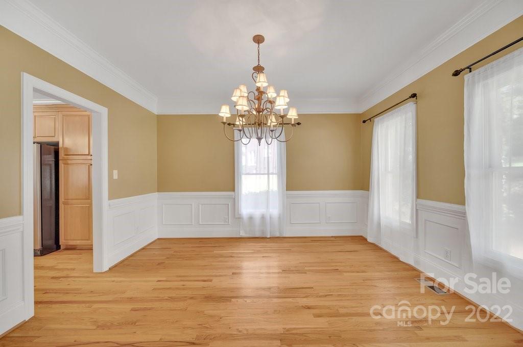 656 Amberly Crossing Fort Mill, SC 29708 - Photo 5 of 44 a view of entryway with wooden floor