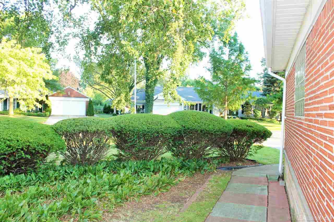 954 South Renaud Road Grosse Pointe Woods, MI 48236 - Photo 38 of 46
