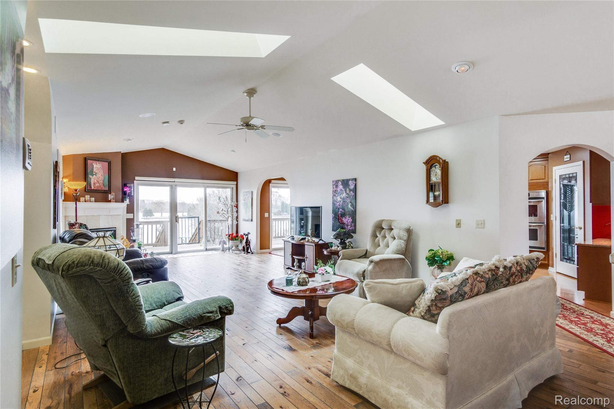 4179 East Rolston Road Linden, MI 48451 - Photo 5 of 41 Interiors (20 of 42).jpg