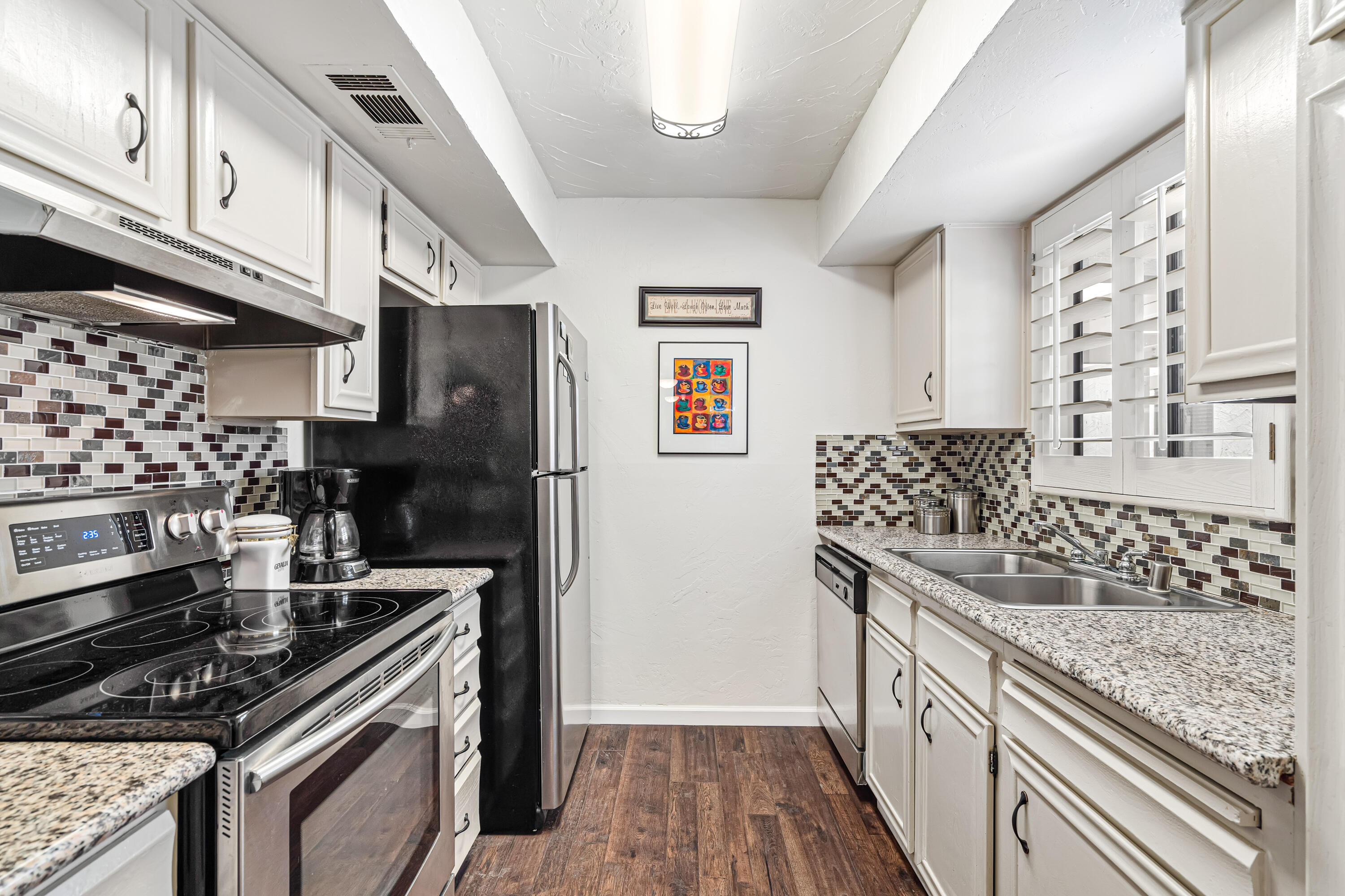 1050 Ramon Road, Unit 6 Palm Springs, CA 92264 - Photo 13 of 46 IMG-13